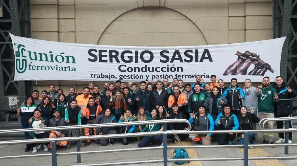 Con apoyo de Unión Ferroviaria, el Tren Solidario llegó a Campana y parte rumbo a Zárate